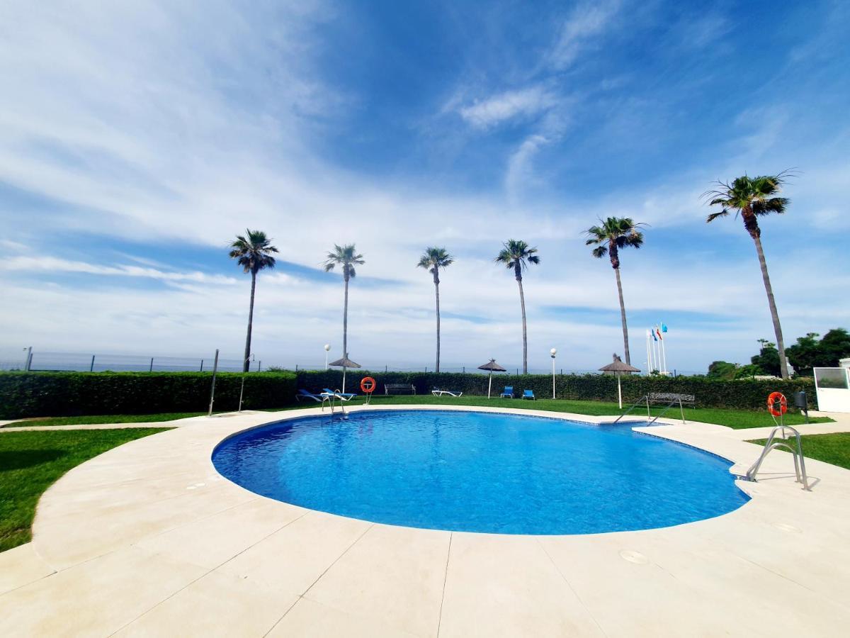 Luna Beach Seafront Marbella Exterior foto