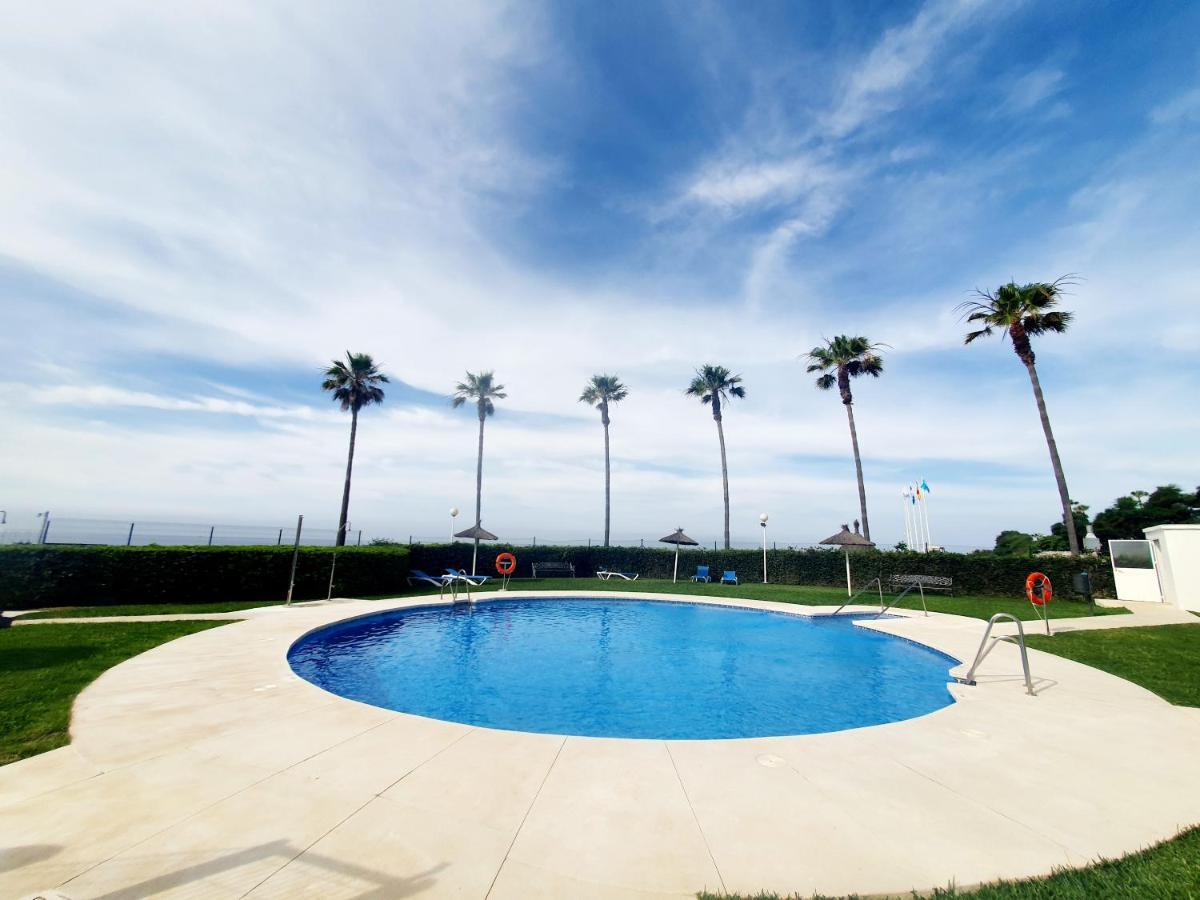 Luna Beach Seafront Marbella Exterior foto