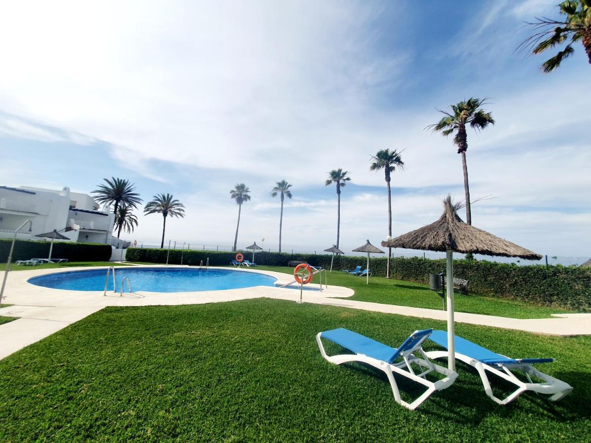Luna Beach Seafront Marbella Exterior foto